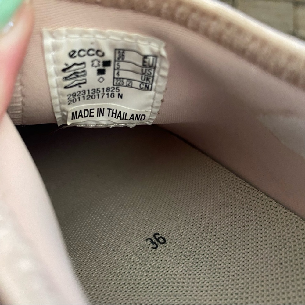 Ecco Flexure Runner Sneaker Slip On Shoes Casual Light Pink Leather Neoprene: 36 - Picture 10 of 11